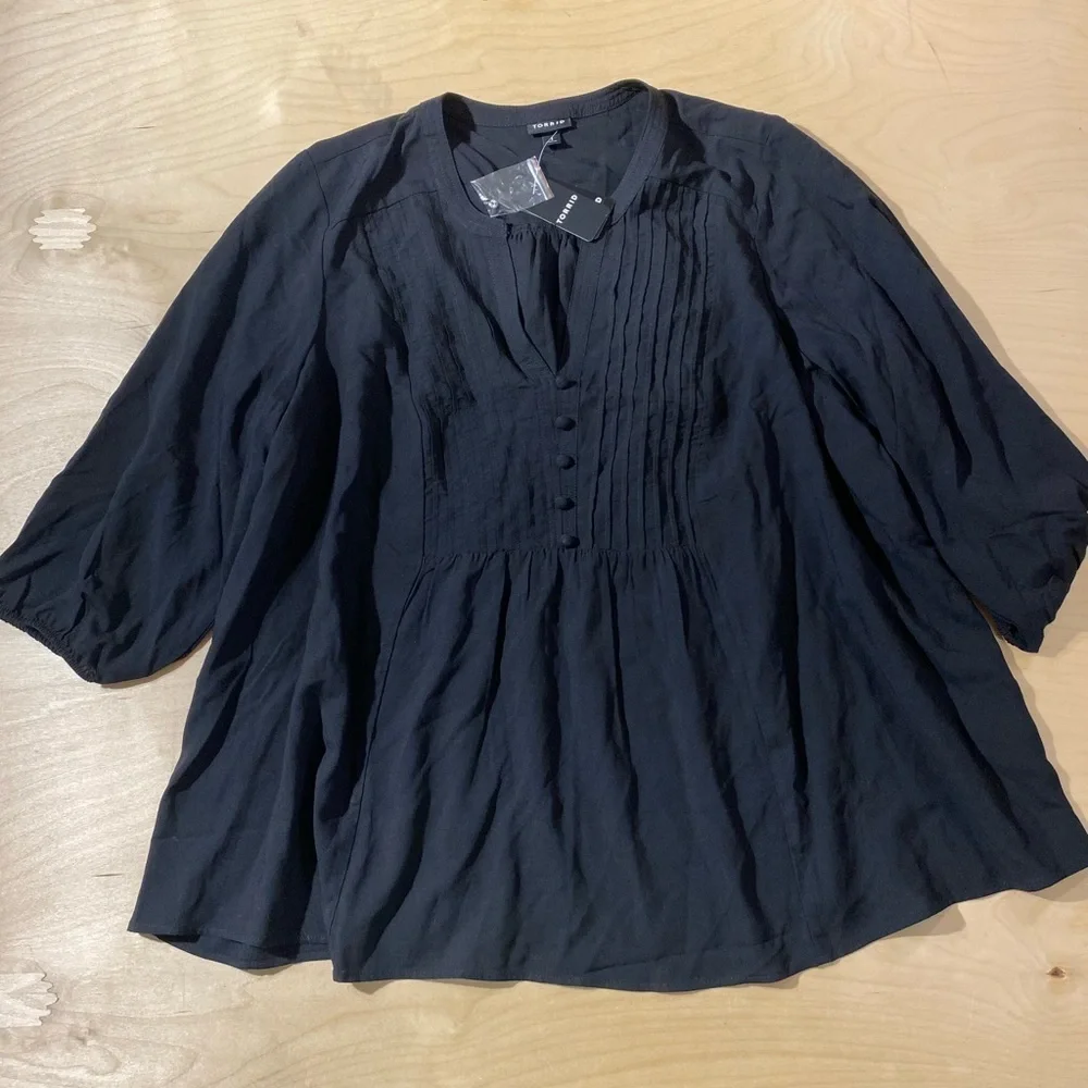 torrid chic black